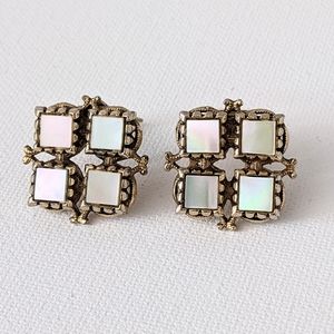 Vintage Elegant Shells Clip On Earrings